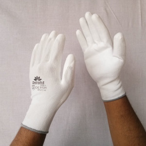 PU WHITE HANDGLOVES